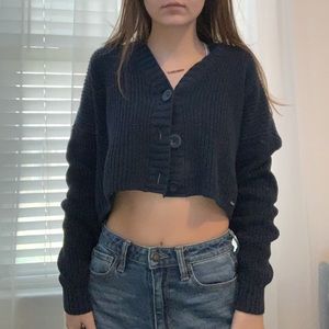 Cute soft Trendy Cropped Cardigan Top Hollister